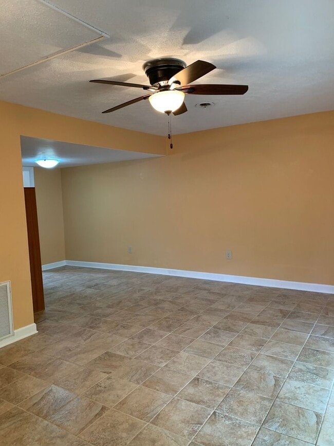 Photo - 336 Loudon Rd