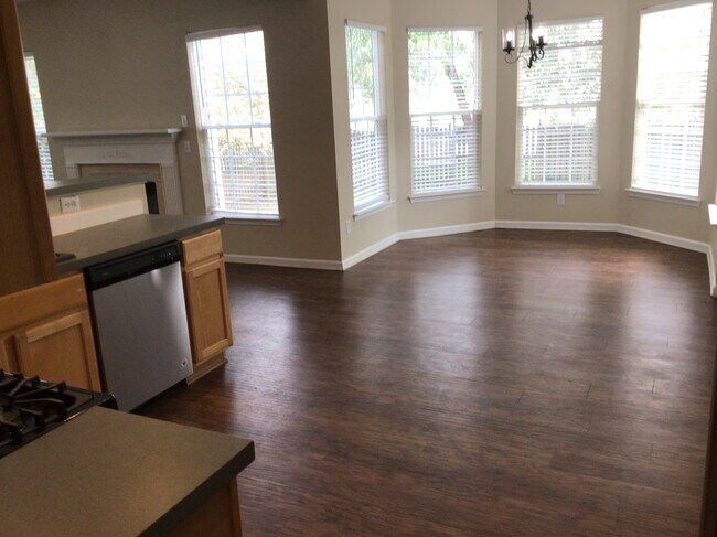 Photo - 7534 Sparkleberry Dr