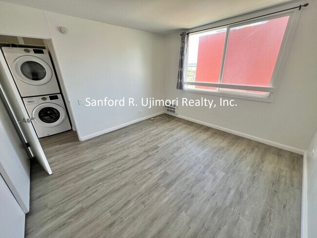 Photo - kala1670 Unit 1