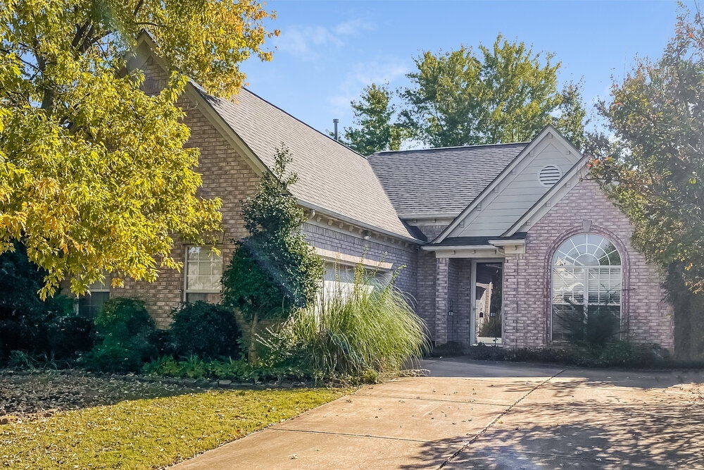 Photo - 8563 Shady Elm Dr
