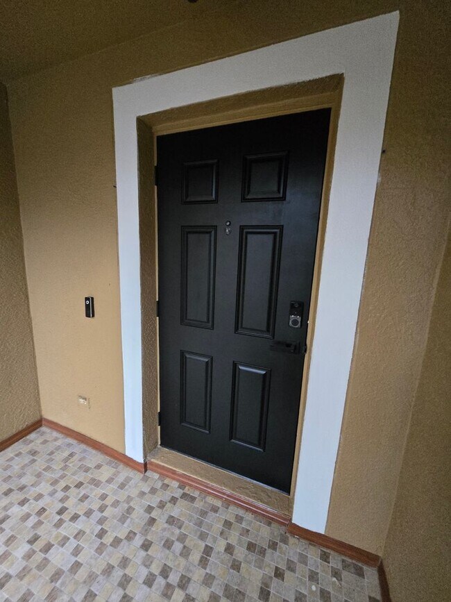 Photo - Stunning Fully Renovated Townhouse for rent in Land O' Lakes – Your Dream Home Awaits!