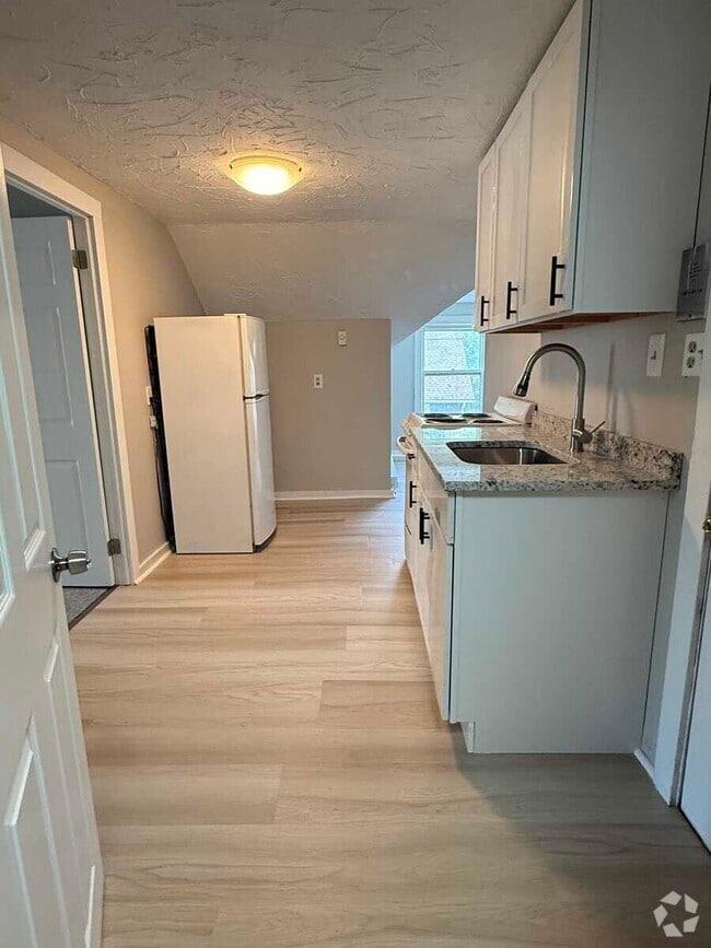 Building Photo - 9 Orchard St Unit 3R Rental