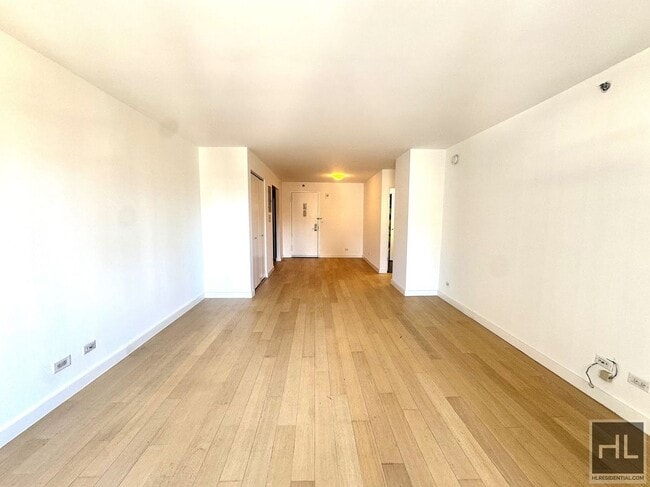 Photo - East 39th Street Unit 23B