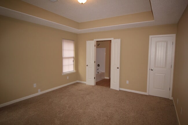 Photo - CraytonRidgeDr1039 Unit 1