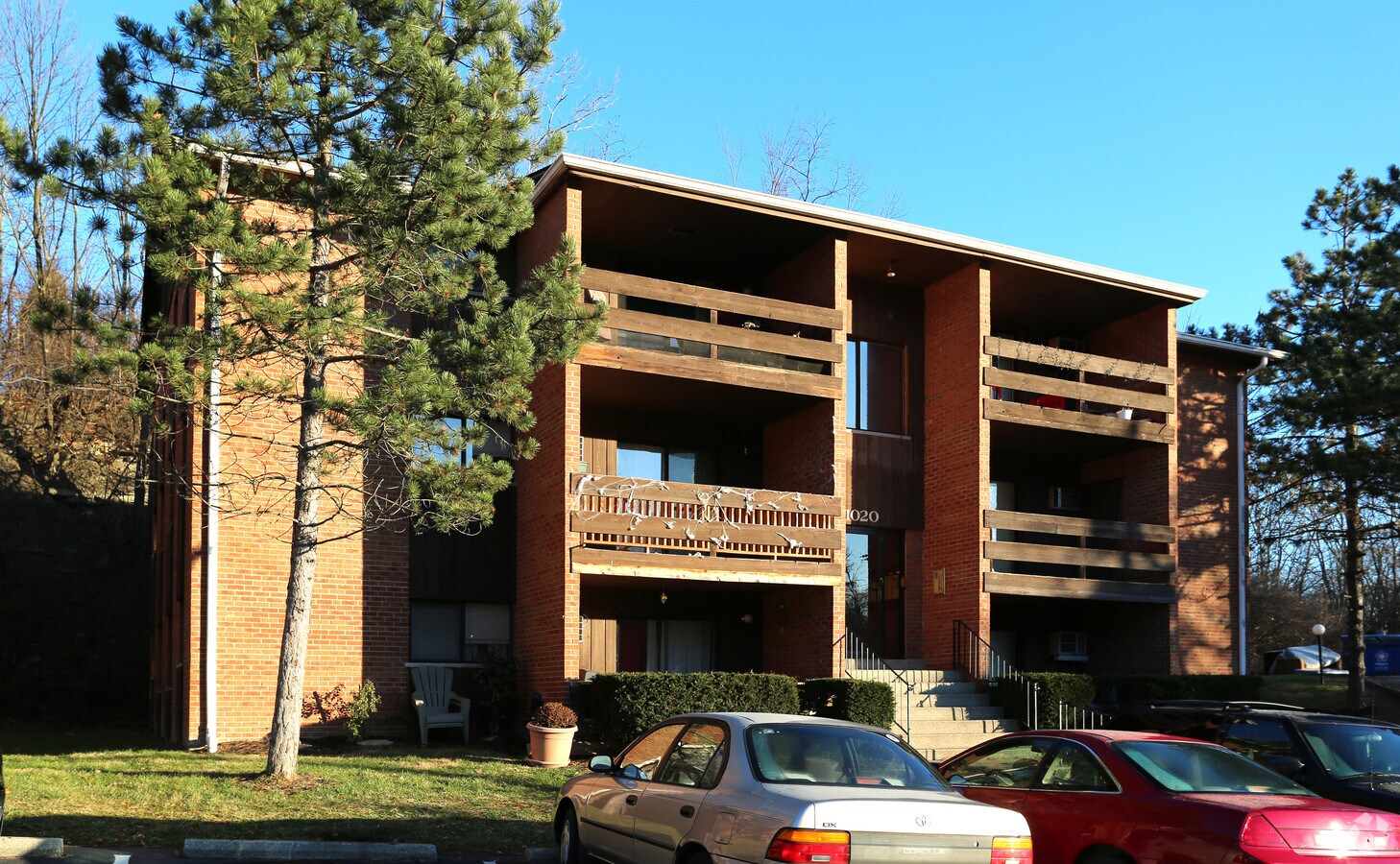 Emery Apartments - Emery Apartments
