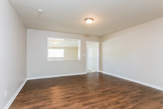 Photo - 2960 NW 20th St