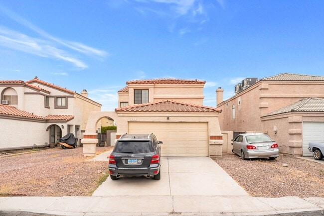 Photo - 5818 Cinnabar Ave