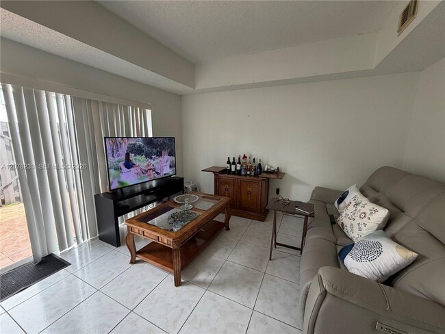 5240 NW 109th Ave