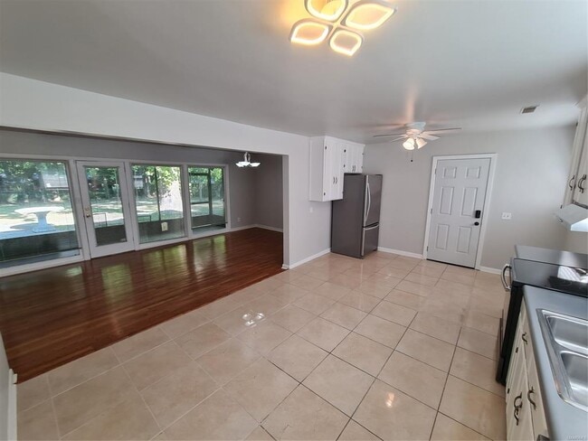 Photo - 2634 Fairmont Rd