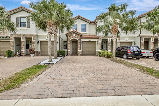 Photo - 12950 Anthorne Ln Townhome