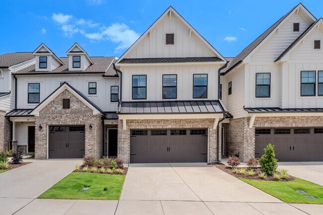 Spacious 3BR Townhome in North District - Spacious 3BR Townhome in North District