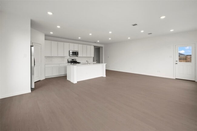 Photo - 3004 Waterwood Pass Dr