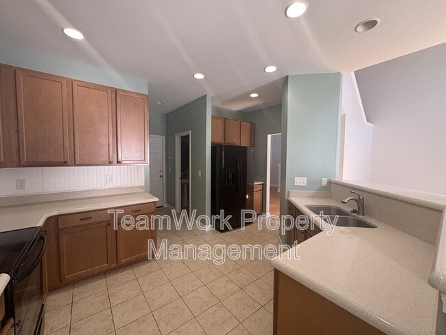 Photo - 102 Maywood Drive