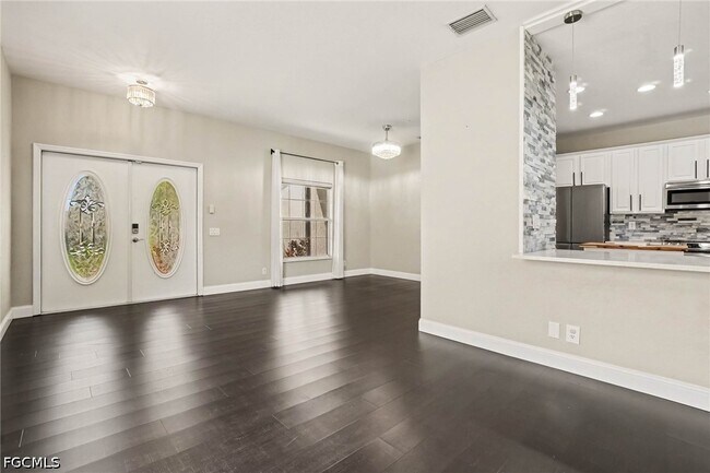 2065 Cape Heather Cir