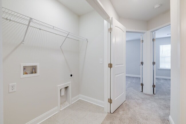 Photo - 37 Belleau Woods Cir