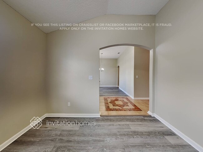 Photo - 1672 Northglen Cir