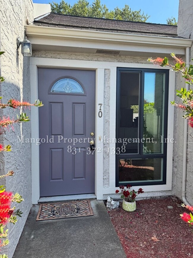 Updated 2-Bed, 2-Bath Condo in HOA Communi... - Updated 2-Bed, 2-Bath Condo in HOA Communi... Unidad 70