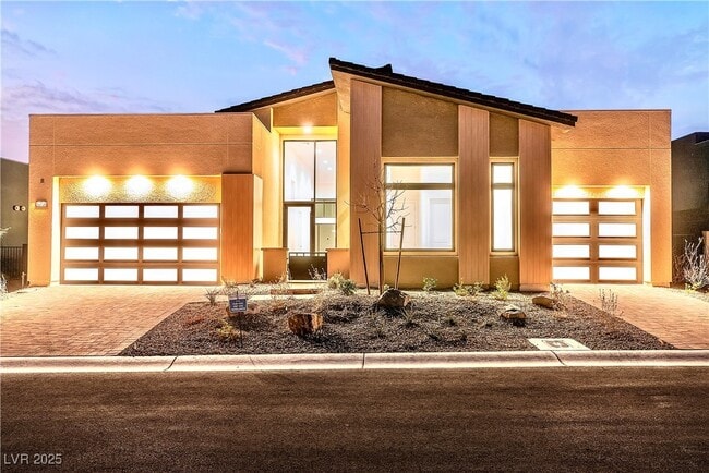 Building Photo - 10739 Agate Clfs Ave Rental