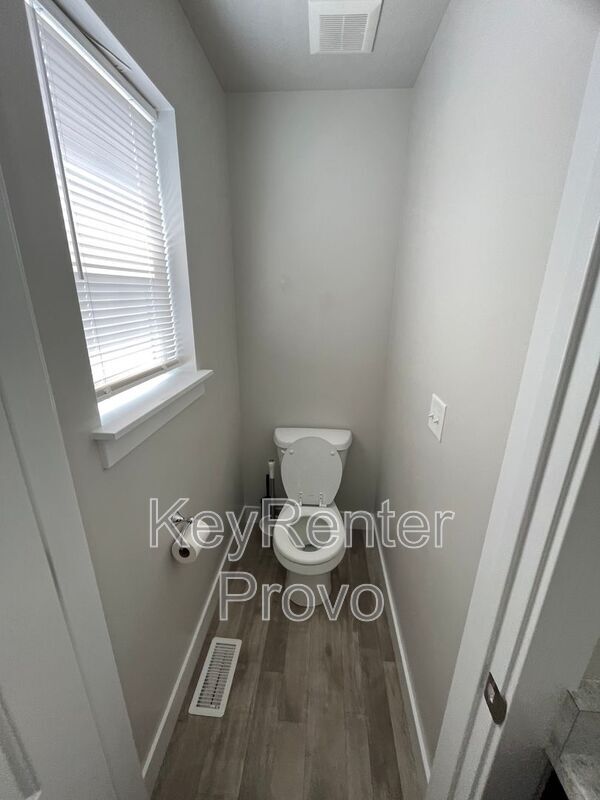 529 Mt Dutton way Rental House Rental in Eagle Mountain, UT