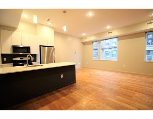 Photo - 55 Glenville Ave