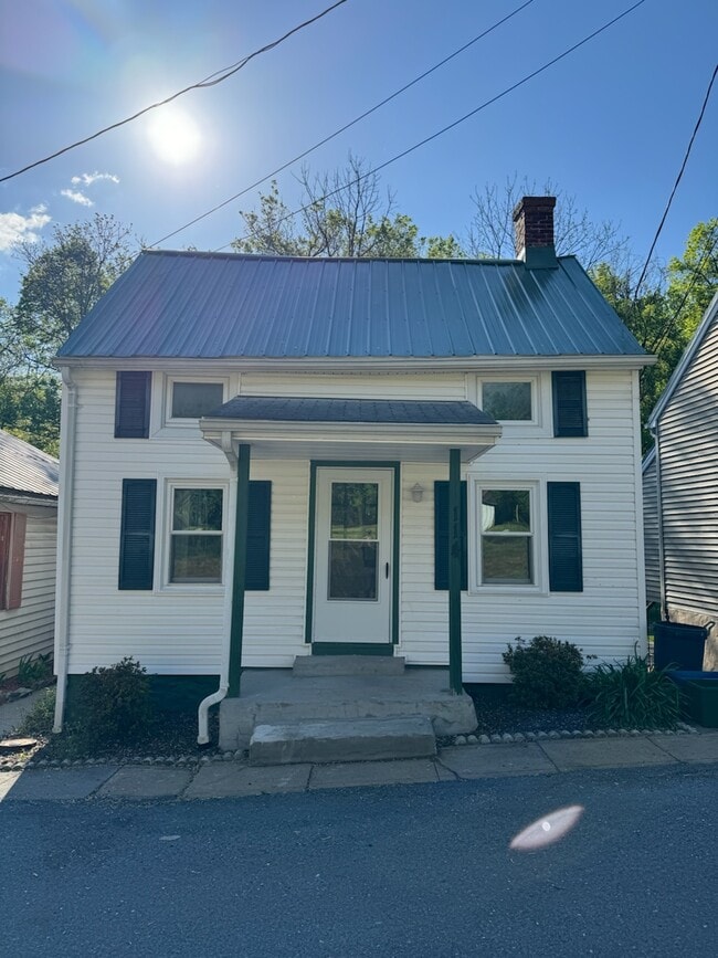 Photo - 114 College St Casa