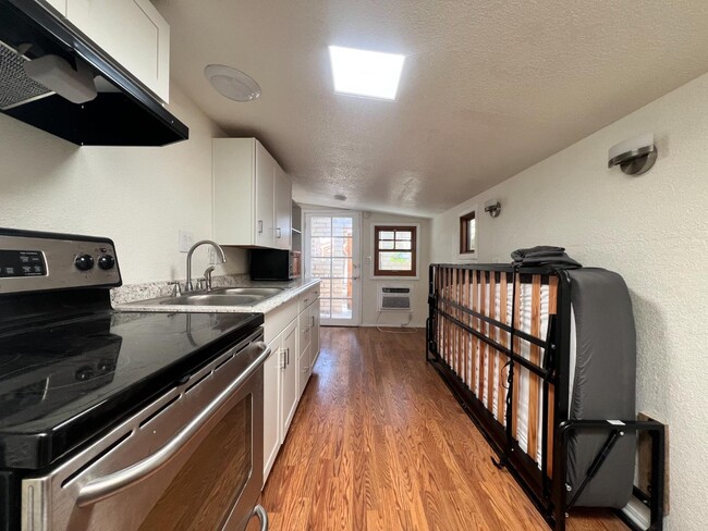 Building Photo - 5124 W Harmont Dr Rental