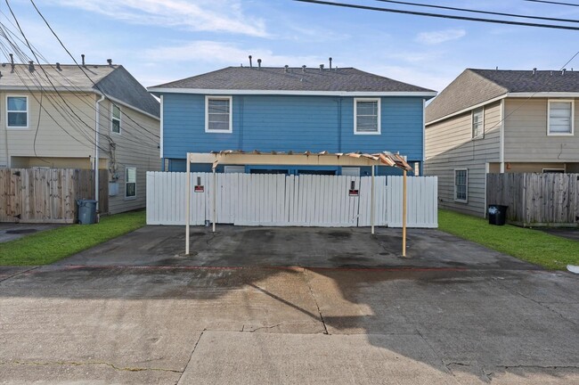 Photo - 12208 Ormandy St