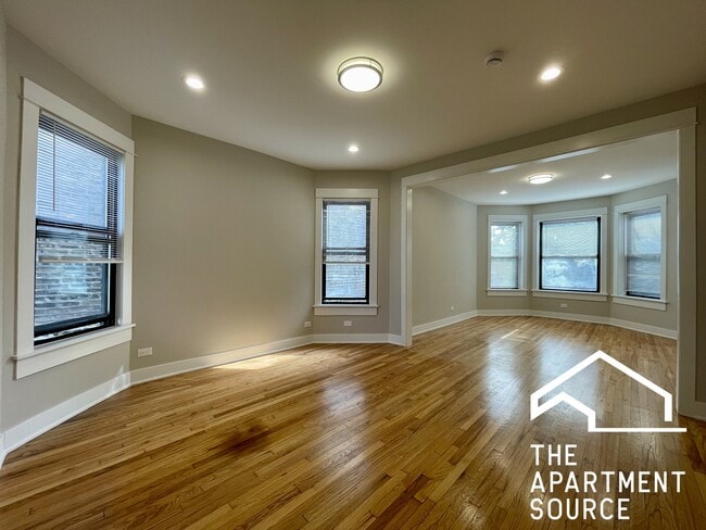 Photo - 2143 N Keystone Ave Unit 2