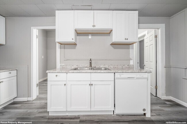 Photo - 213 Manitowoc St Unit 213 Manitowoc St.