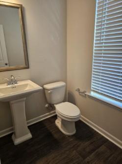 Photo - 102 Lowland Dr