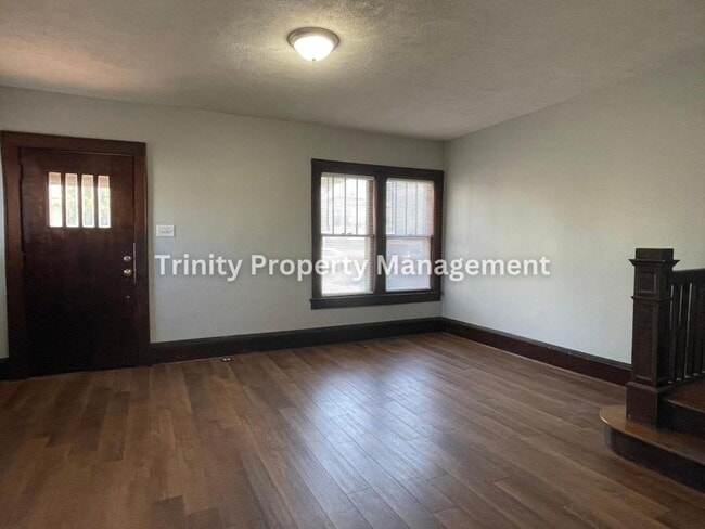 Photo - 120 Marshall St