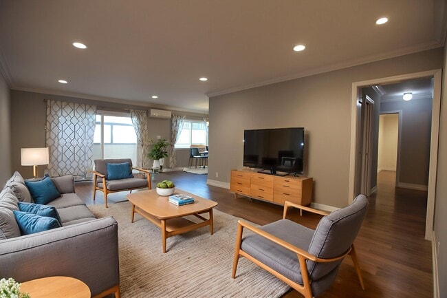 Photo - 1143 6th St Unit 104