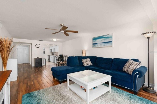 Photo - 1750 Belleair Forest Dr Unidad C7