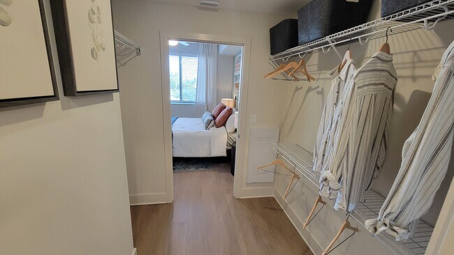 6833 SW 28th Ter Unit B2