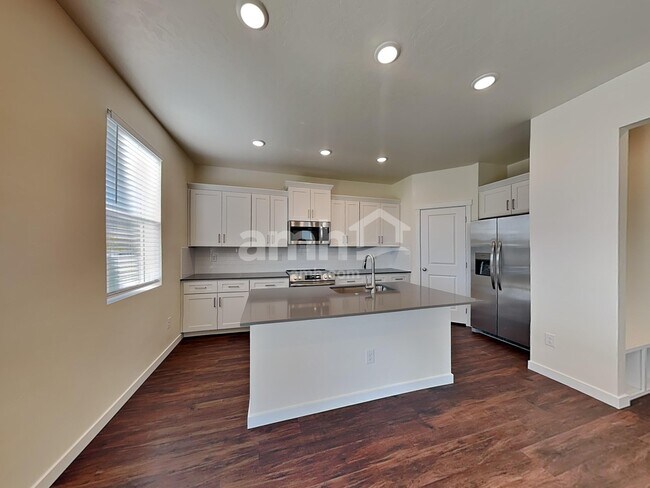 Photo - 9523 W Shumard St