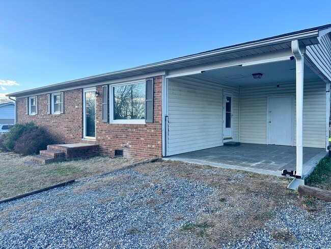 Photo - 3935 Elkton Trail