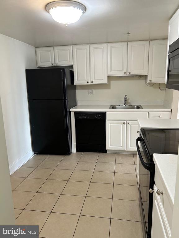 Photo - 2001 Hamilton St Unidad 618