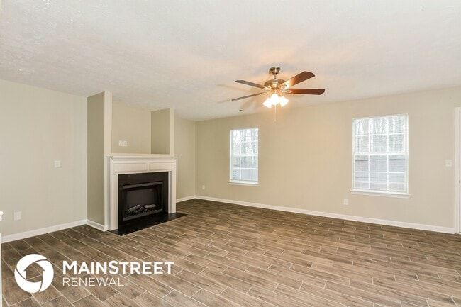 Photo - 7548 Garnet Dr