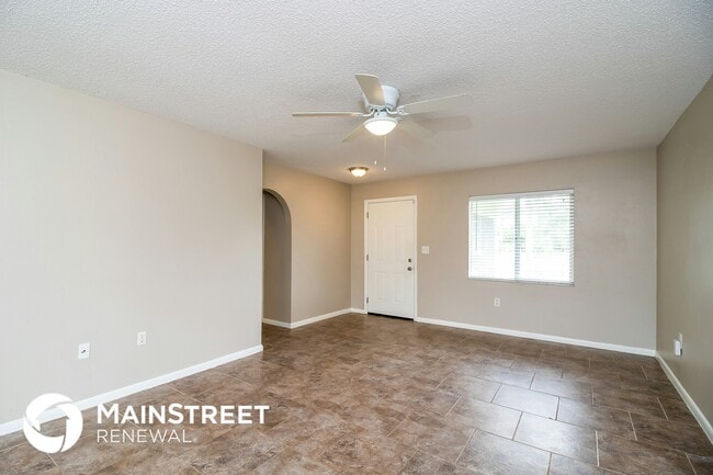 Photo - 7550 Garry Rd