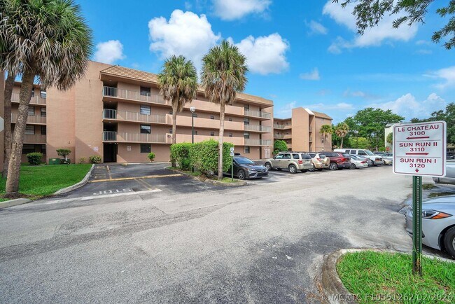 Photo - 3100 N Pine Island Rd Unit 306
