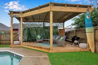 Photo - 235 Windsor Garden Dr