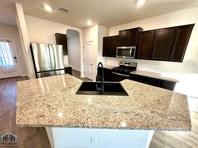 Photo - Spacious & Modern 5-Bedroom Rental Home in Riverstone at Westpointe!