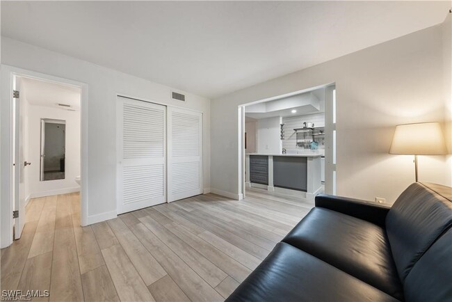 Photo - 72 7th St S Unit 310