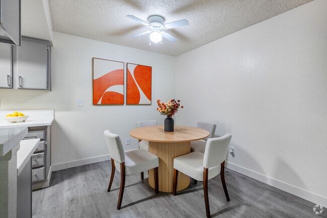 3BR, 2BA - 1,058SF - Dining Room