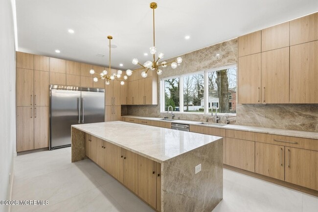 Photo - 152 Ampere Ave