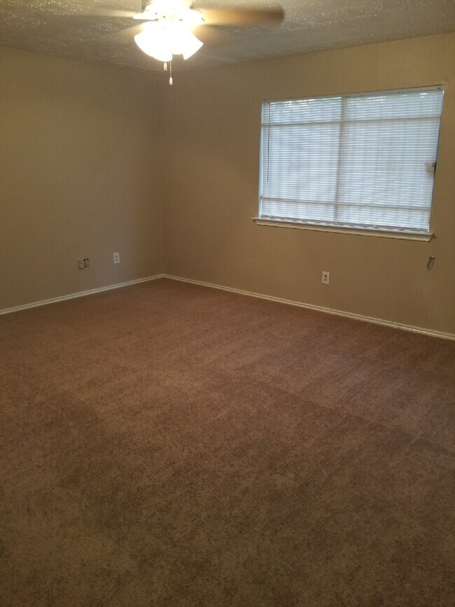 Photo - 7902 Arbor Glen Rd