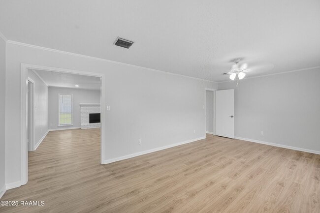 Photo - 119 Canada Dr