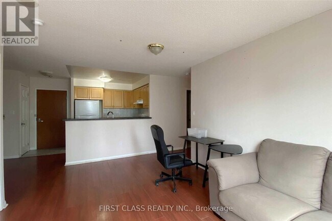 Photo - 23 Lorraine Dr Unit 1517