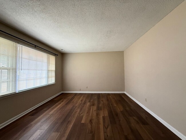 Photo - 2 Bedroom, 1 Bathroom Home