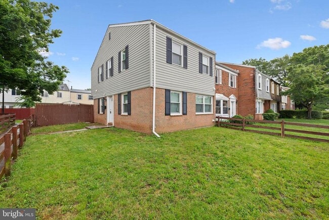 Building Photo - 8157 Community Dr Rental